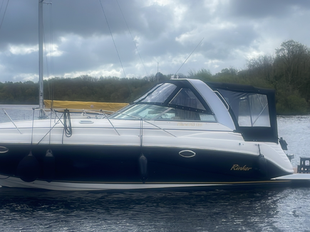 Rinker 320 Fiesta