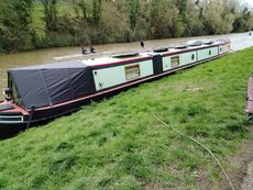70ft NARROW BOAT LIVE ABOARD.