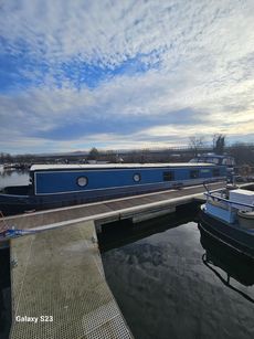 Beautiful 60' x 12'6 Collingwood widebeam