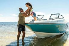 2023 Bayliner VR5 Bowrider Outboard