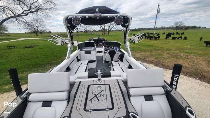 2020 Mastercraft x-24