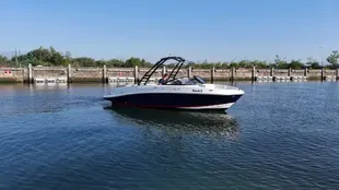 2016 Bayliner VR6 Bowrider IO