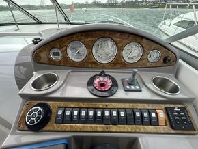 2008 Rinker 280 Cabin Cruiser 14