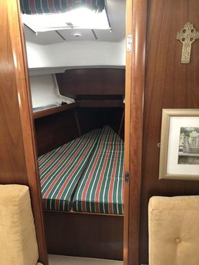 Front cabin 
