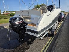 2023 Quicksilver Activ 555 Cabin Boat