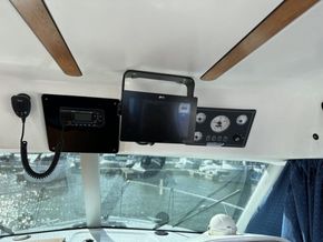 2004 Jeanneau Merry Fisher 805 11
