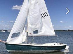 Comet Versa -Excellent condition