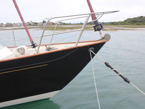 Laurent Giles 38  - Bow