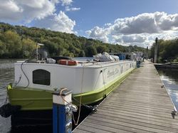 Liveaboard with Mooring-Dorothy Ellen