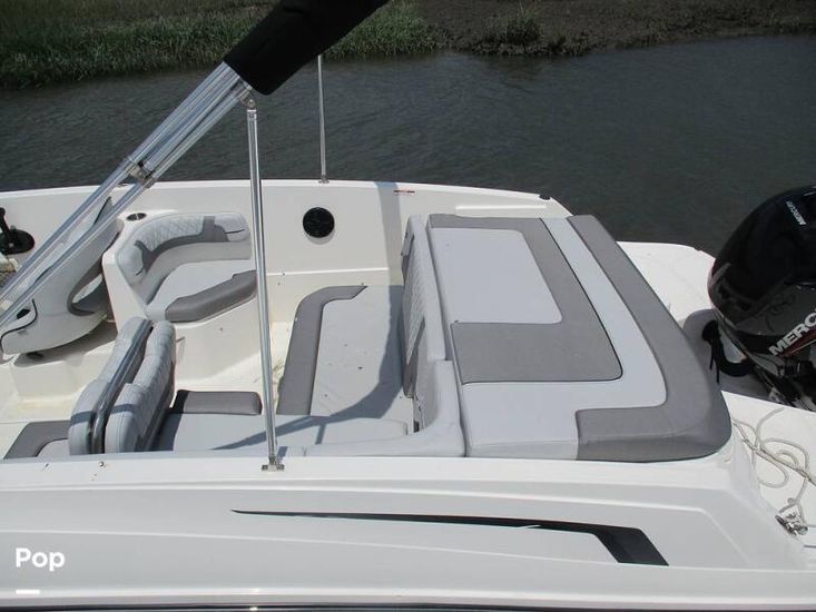 2023 Bayliner vr6