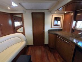 43 2007 Sea Ray 44