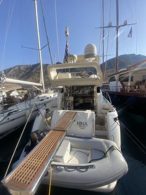 Azimut 52