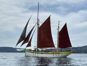 Jensen Gaff Ketch  - Underway