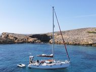 39 ft Beneteau Oceanis 390 - 45HP