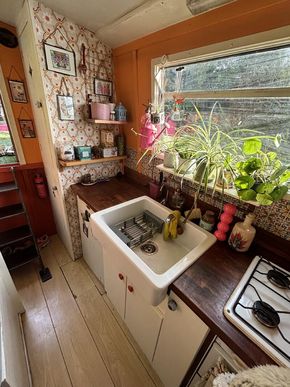 Kitchen sink