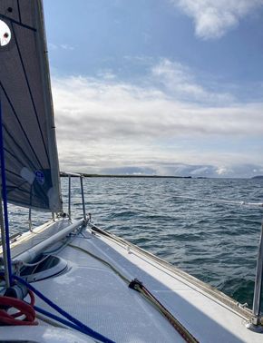 2002 Beneteau First 211 30