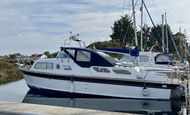 Classic twin engine sports cruiser - Dell Quay Ranger