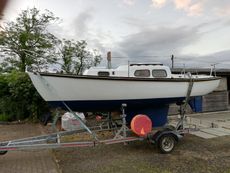Hurley Signet 20 single keel.