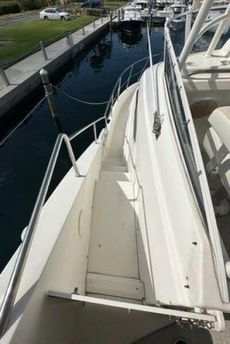 2001 Silverton 453 Motor Yacht