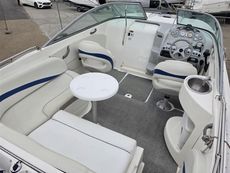2005 Maxum 2400 SC3