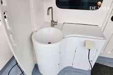 2001 Waypoint 34