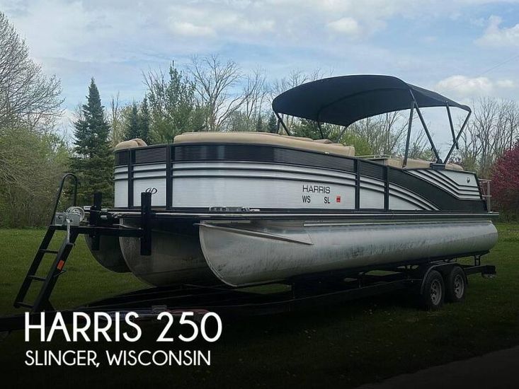 2019 Harris 250 grand mariner