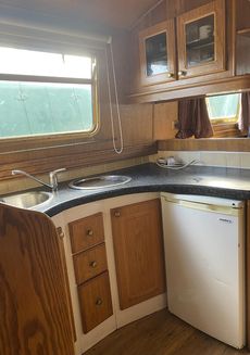 &lsquo;Kookaburra Dreaming&rsquo; narrowboat