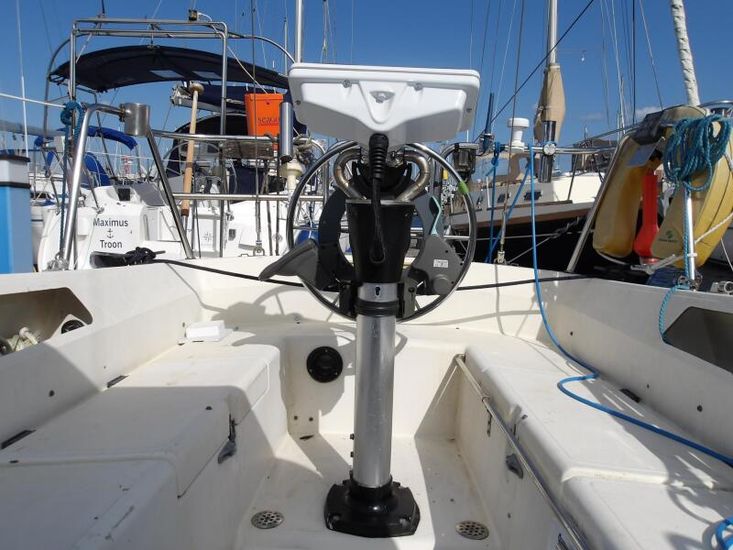 1982 Bavaria 808
