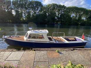 1975 Robert Ives 29 River Patrol Boat