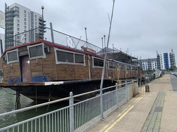 Unique conversion opportunity for house boat