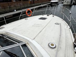 Princess 35  - Foredeck