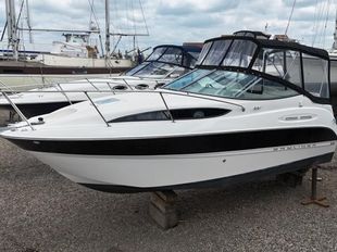 2008 Bayliner 245