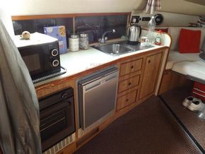 Bounty Spirit 3000  - Galley