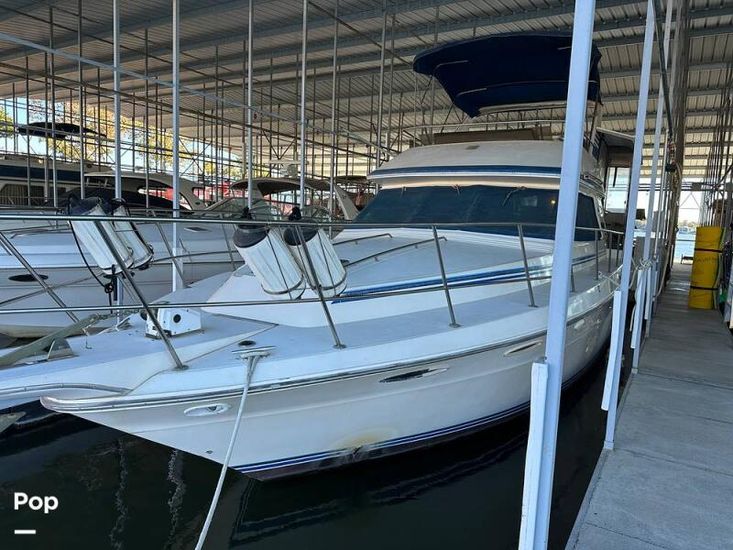 1986 Sea Ray 410 aft cabin