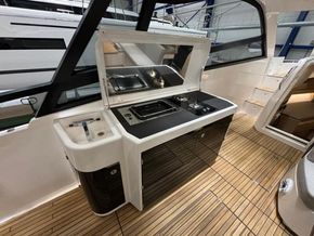 2025 Bavaria Vida HT 9