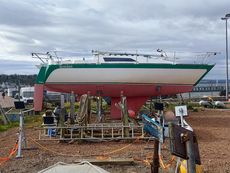 Oyster 26 (1979) 6 berth cruising yacht