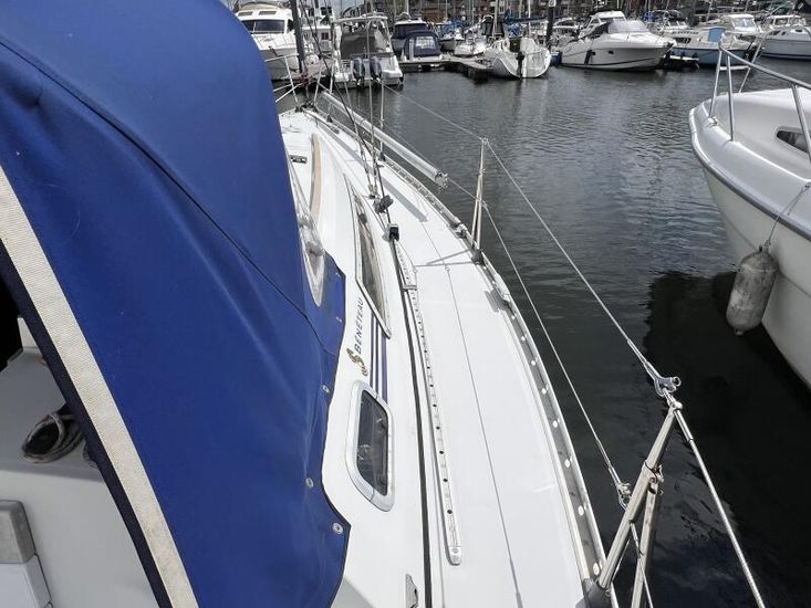 1987 Beneteau First 325
