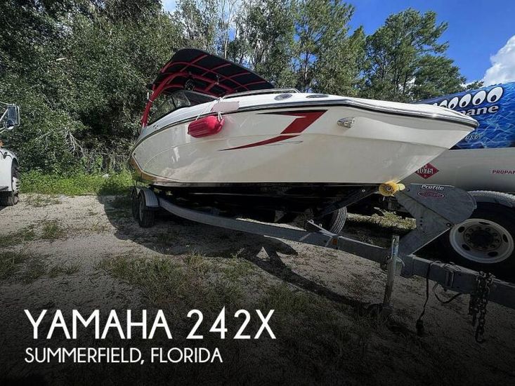 2018 Yamaha 242 x