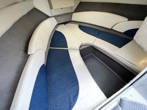 Bayliner 192 Discovery  - Interior