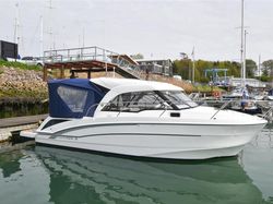 2020 Beneteau Antares 8