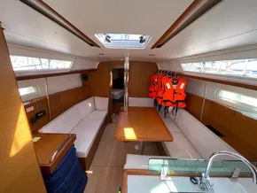 Sun Odyssey 389