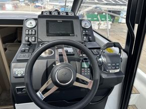 2022 Jeanneau NC33 24