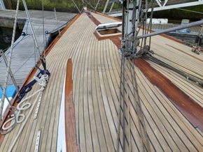 Curtis and Pape One Off Masthead Sloop  - Deck
