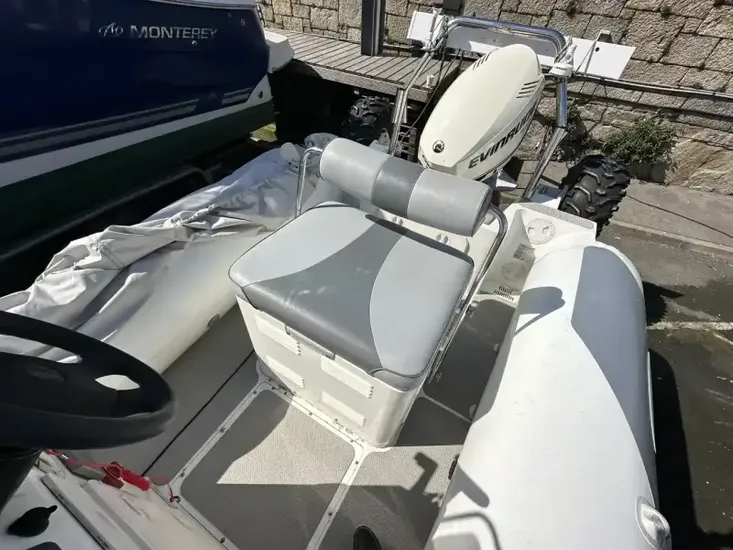 2006 Sealegs 6.1