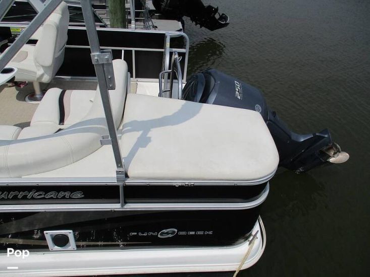 2014 Hurricane 236 fundeck