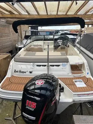 2022 Bayliner Vr5 Cu