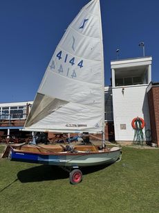 Severn Sailboats composite Solo