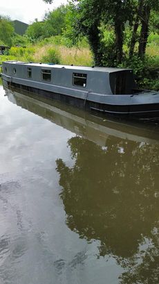 48FT 2 berth Cruiser stern narrow boat.