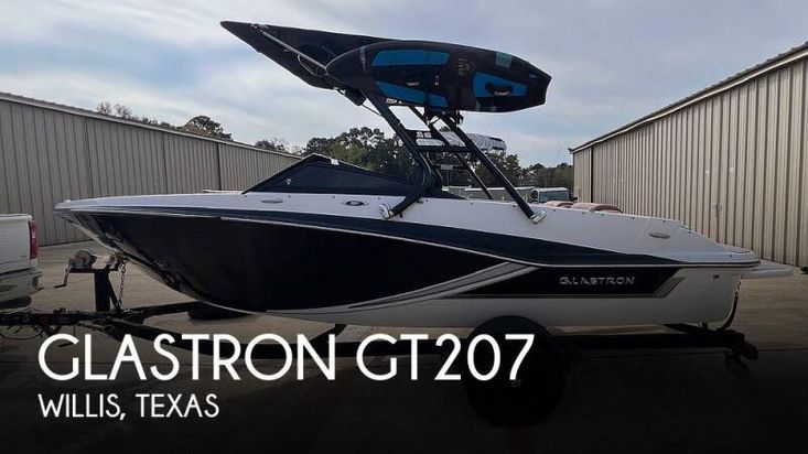 2018 Glastron gt207