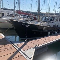 Fisher 30 Northeaster